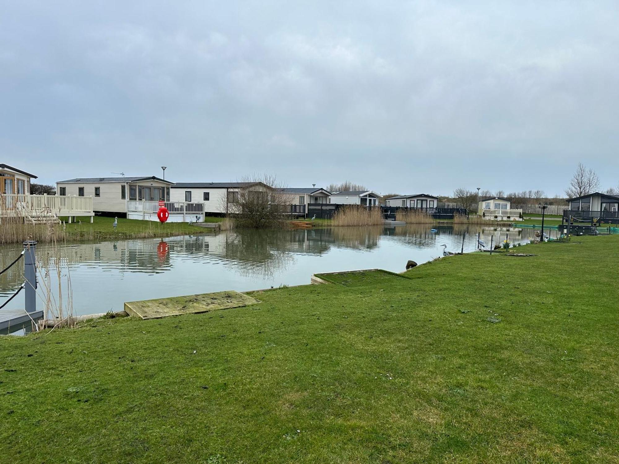 Waterside Ingoldmells S7 Santanavan 4 Hotel Buitenkant foto